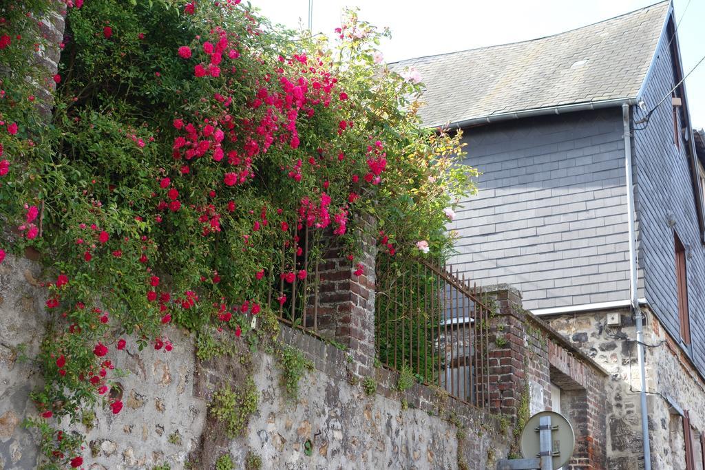 Boudin Cottage Honfleur Eksteriør billede